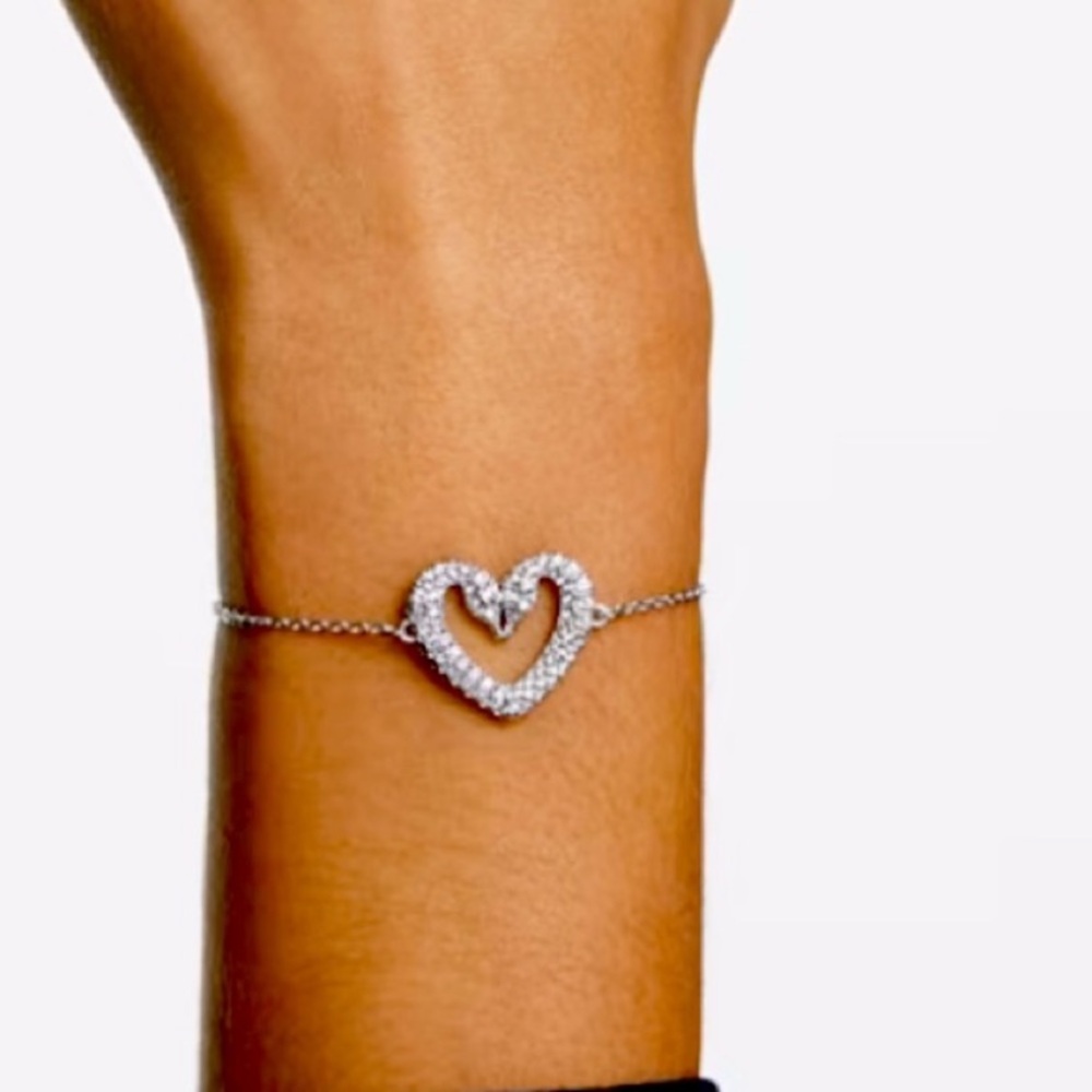 Swarovski Una bracelet Heart, Medium, White, Rhodium plated New